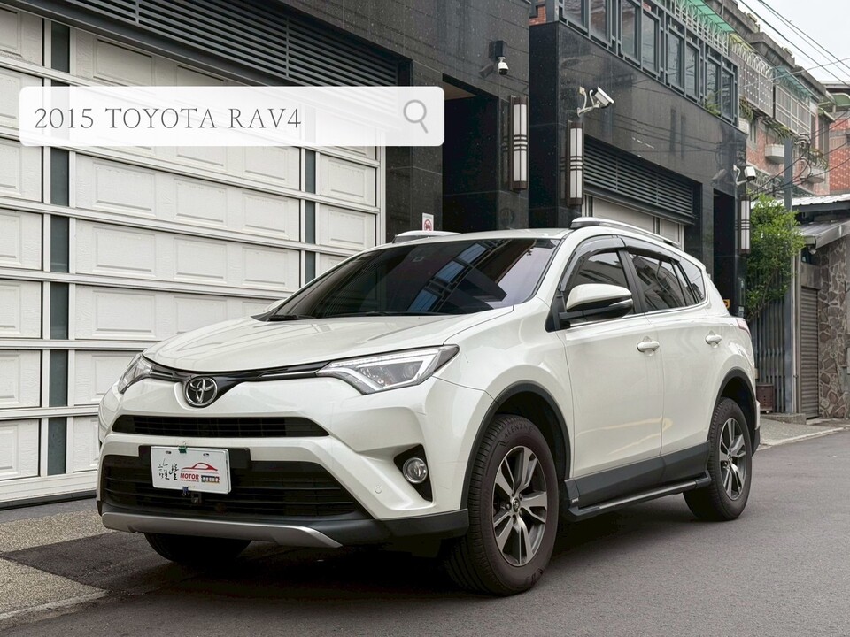2015 TOYOTA RAV4